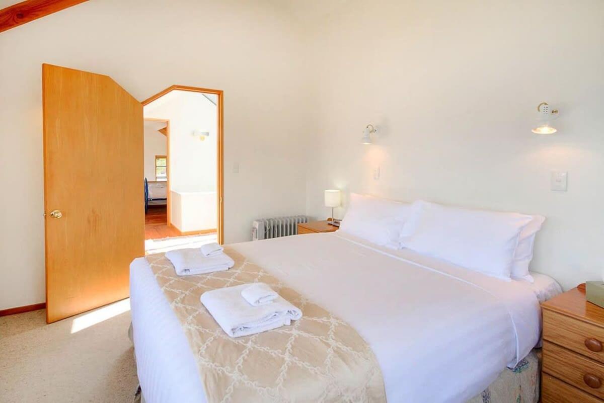 Ruby'S Fernhill Vista Villa ควีนส์ทาวน์ ภายนอก รูปภาพ